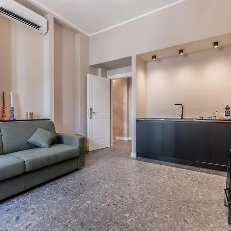 - Casini 6 Trastevere 4*