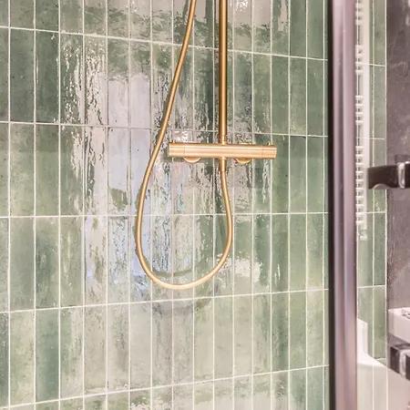 - Casini 6 Trastevere 4*